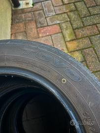 4 pneumatici estivi Toyo 175/65 R14  82T