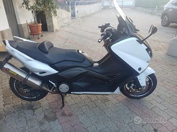 Tmax 530 akra