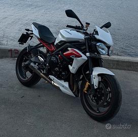 Triumph Street Triple R ABS 675