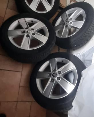 4 cerchi in lega originali SKODA