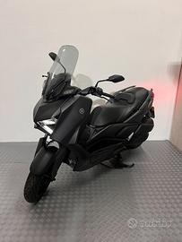 Yamaha X-Max 300