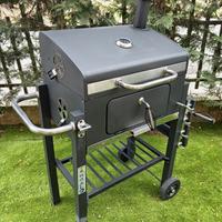 BBQ barbecue a carbonella 