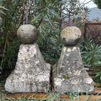 Terminale pilastro colonna sfera palla di marmo
