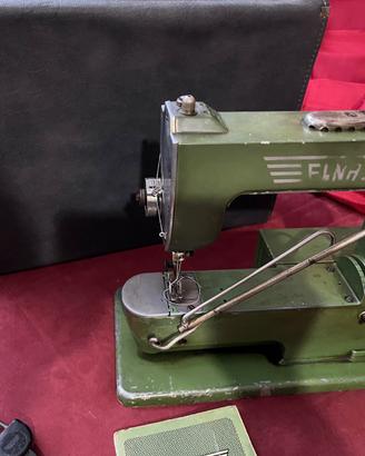 macchina da cucire vintage ELNA