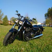 Triumph Thunderbird Storm ABS - 1700 big bore 2011