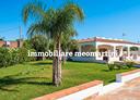 villa-indipendente-con-piscina-e-giardino-ognina