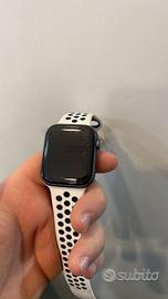 Apple Watch Series 4 black 44mm - 4857