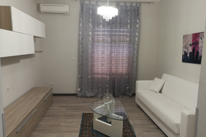 TRIVANI ARREDATO pressi via Filisto