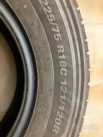 Coppia gomme 4  stagioni 225/75 R16
