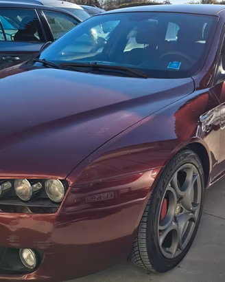 Alfa Romeo 159 J.t.s 2.2 Sportwagon plus cavalli 1