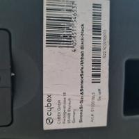 Seggiolino auto nero