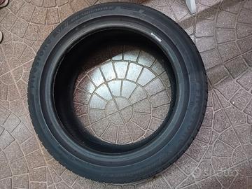 2 Pneumatici (gomme auto) 235 45 R17