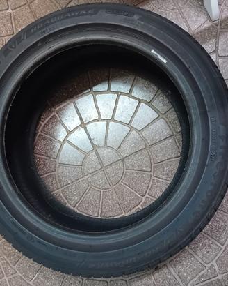 2 Pneumatici (gomme auto) 235 45 R17