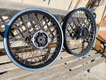 Transalp cerchi, forcelle e pinze