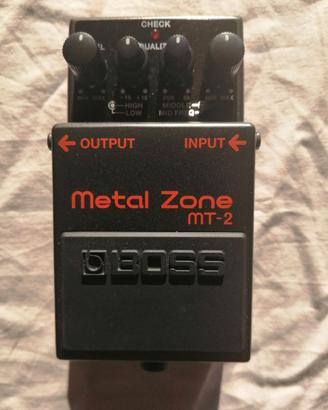 Boss MT-2 Distorsore Metal
