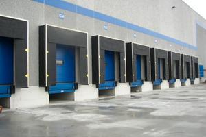 Capannone con banchine di mq /1000/2000/3000/4000