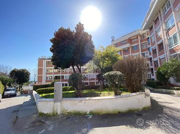3 LOCALI A NAPOLI