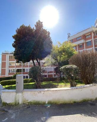 3 LOCALI A NAPOLI