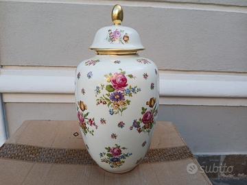 Potiche d'epoca in porcellana Bavaria 