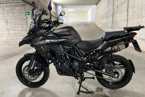 Benelli Trk 502 X + TRIS Shad