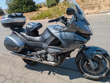 HONDA NT700V DEAUNVILLE