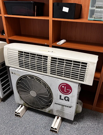 Condizionatore LG Inverter V 9000 BTU funzionante