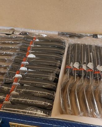 set coltelli e posate strashoff