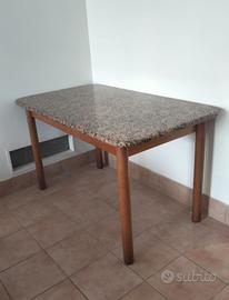 Tavolo da cucina 80x140 con ripiano in granito,