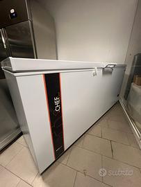 Freezer 700 litri con ruote NUOVO