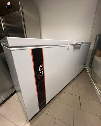 Freezer 700 litri con ruote NUOVO