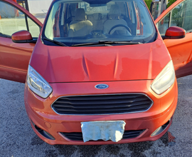 Ford tourneo courier 1.0 ecoboost