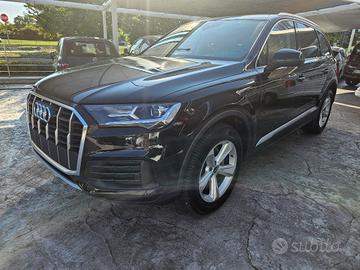 AUDI Q7 50 TDI quattro tiptronic Sport