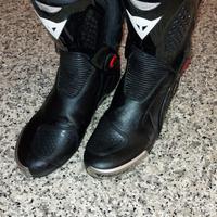 stivali moto dainese