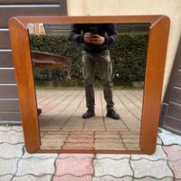Specchio in legno