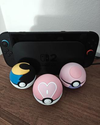 Set 3 Poké Ball ispirate al mondo Pokémon 👾