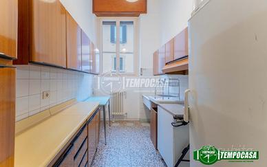 AMPIO MONOLOCALE CON CUCINA ABITABILE