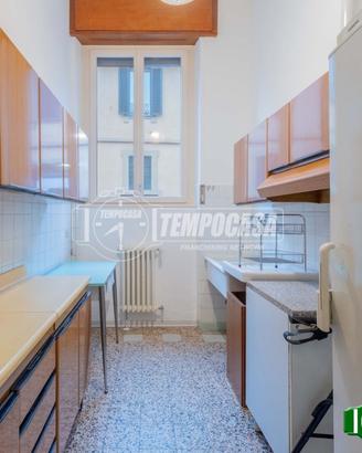 AMPIO MONOLOCALE CON CUCINA ABITABILE