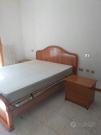 MOBILE-CASSETTIERA-COMODINI-TESTIERA LETTO