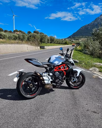 MV AGUSTA BRUTALE 800 R EAS ABS MY18 -PERFETTA