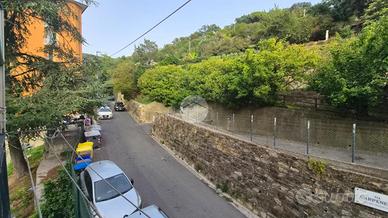 3 LOCALI A GENOVA