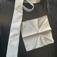 Cravatta e pochette