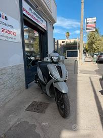 Piaggio Medley 125