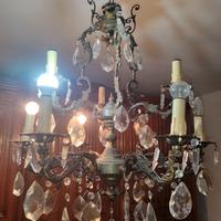Lampadario classico in bronzo con cristalli