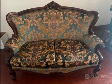Set salotto vintage. 2 poltrone e un divano