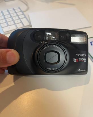 Yashica WZS Zoom70 Kyocera - macchina fotografica