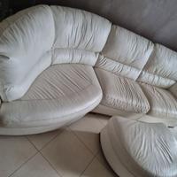 Divano in pelle bianco