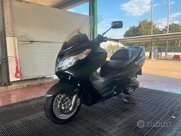 Suzuki Burgman 400