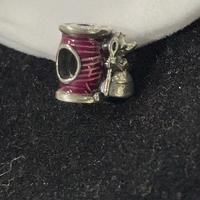 PANDORA Disney Charm Ago e filo Cenerentola Suzy