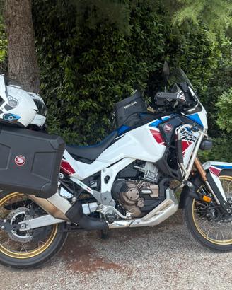 AFRICA TWIN ADVENTURE SPORT DCT TRAVEL EDITION