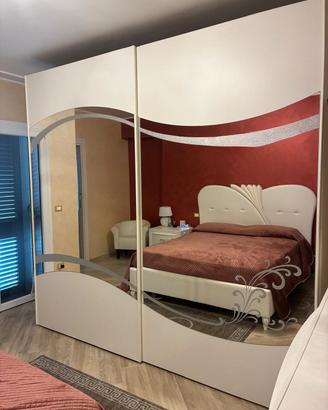 camera da letto armadio, comó, comodini